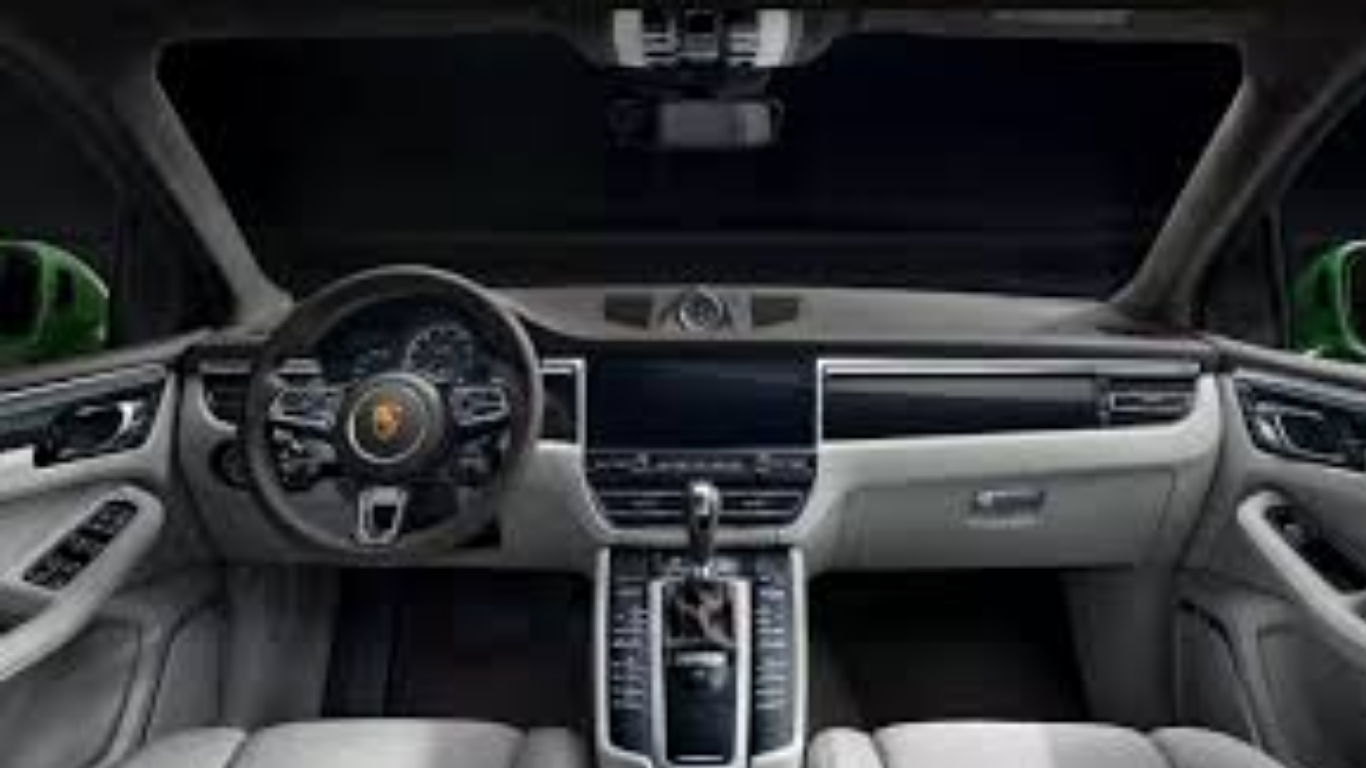 porsche macan vs cayenne